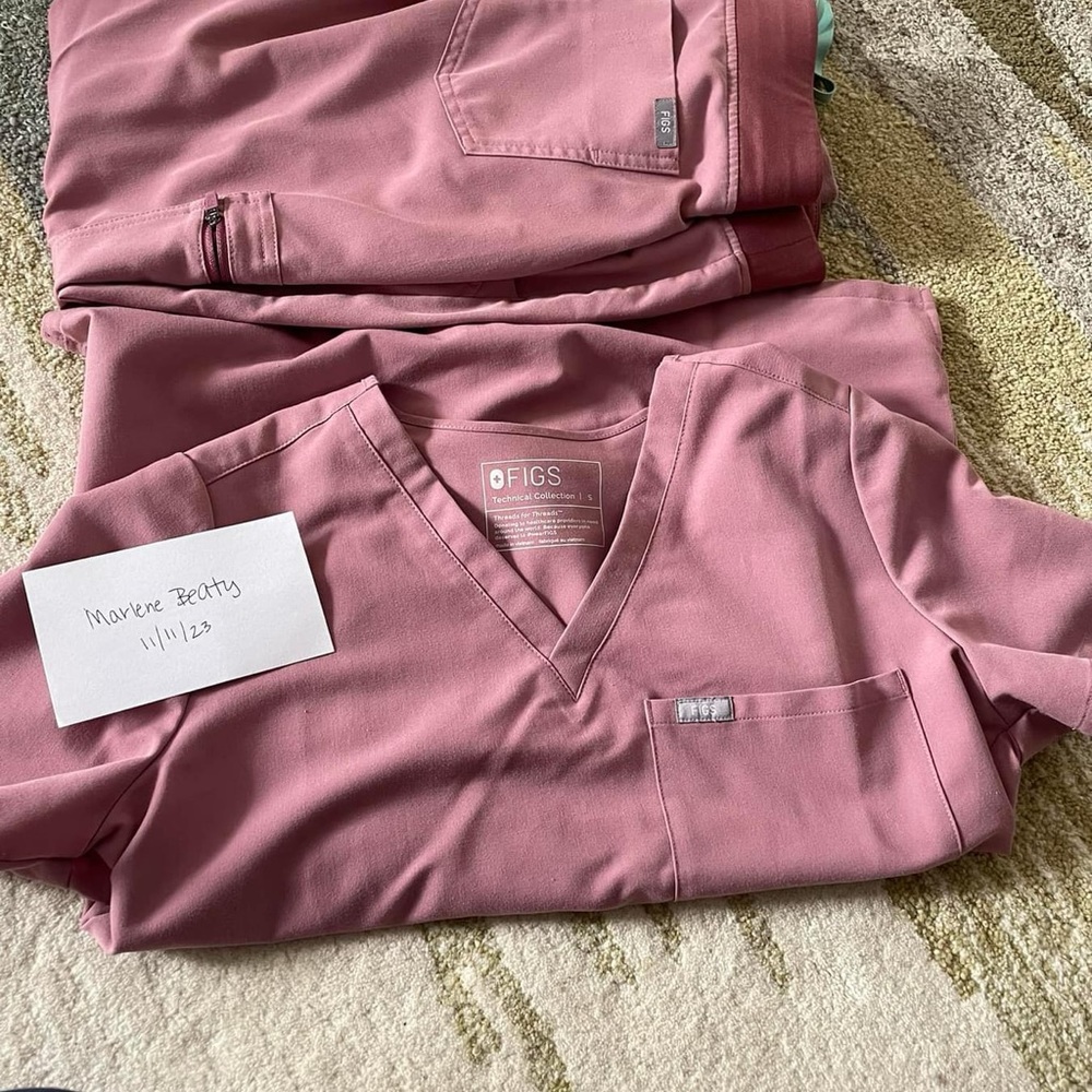 Figs Mineral Mauve catarina top - S
Figs Mineral Mauve Zamora pants - S/P